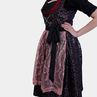 Robe traditionnelle Dirndl pour femme, noire et rouge, avec tablier en dentelle, corsage ajusté, longueur genou, coupe trapèze, ensemble vintage pour festival