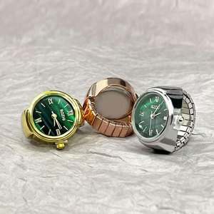 Femmes Hommes Couple Punk Elastic Bracelet en acier inoxydable Mini Round Green Digital Quartz Finger Watch Rings for Teens Clock Anillos - Product Image 2