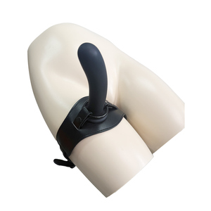 Arnés de muslo con correas y 3 tamaños de consoladores de silicona, kit de juguetes sexuales ajustables y portátiles para parejas - Product Image 1