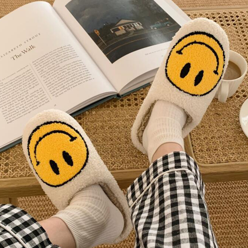 Fashion House Home 2021 Women Fluffy Fur Slippers Big Smile Slipper Short Plush Fleece Flat For Lady Indoor Slippers