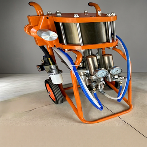 Machine de pulvérisation de mousse de polyuréthane 1:1 CNMC-65 pour l'exportation en Amérique du Nord, pour la pulvérisation des murs intérieurs/extérieurs en hiver - Product Image 1