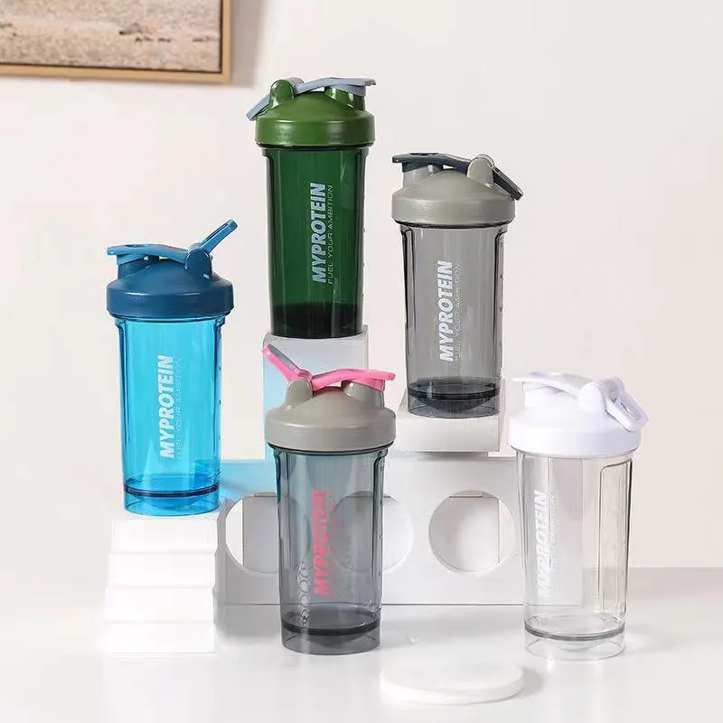 Harga grosir bebas BPA 500ml klasik latihan plastik bening pengocok Protein botol air untuk GYM kebugaran olahraga pengocok cangkir