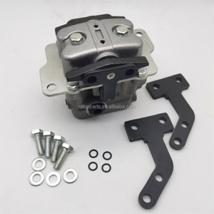 Excavator PC200-6 Pilot Valve 702-16-01540 Foot <b>Pedal</b> Valve 702-16-01540 - Product Image 1