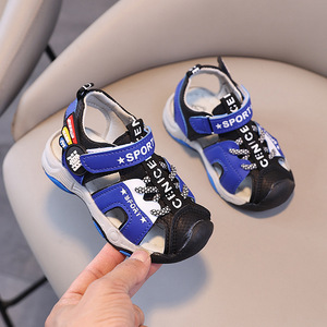 Nouveau modèle de chaussures pour enfants de haute qualité, chaussures de sport pour garçons, randonnée, école, sandales en gros, chaussures en PU, marque d'usine, pas cher - Product Image 4