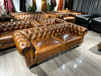 Canapé Chesterfield 3 places en cuir pleine fleur ciré vintage, capitonné, style rétro, pour salon