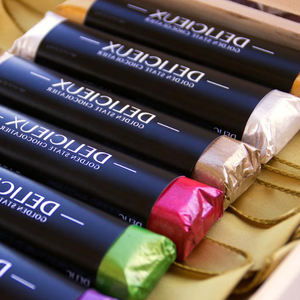 <strong>Graceful</strong> Paper Chocolate Box Perfect for Gifting Assorted Chocolate Treats, Ideal for Sweet Tooth Lovers - Product Image 2