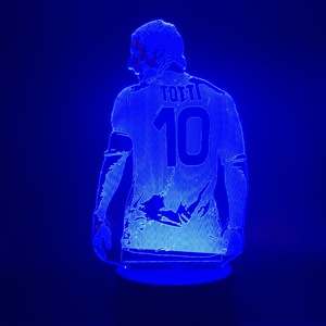 Cầu thủ bóng đá Francesco totti trở lại xem hình <span class=keywords><strong>LED</strong></span> ánh sáng ban đêm cho văn phòng trang trí phòng quà tặng cho bạn trai Đèn bàn - Product Image 4