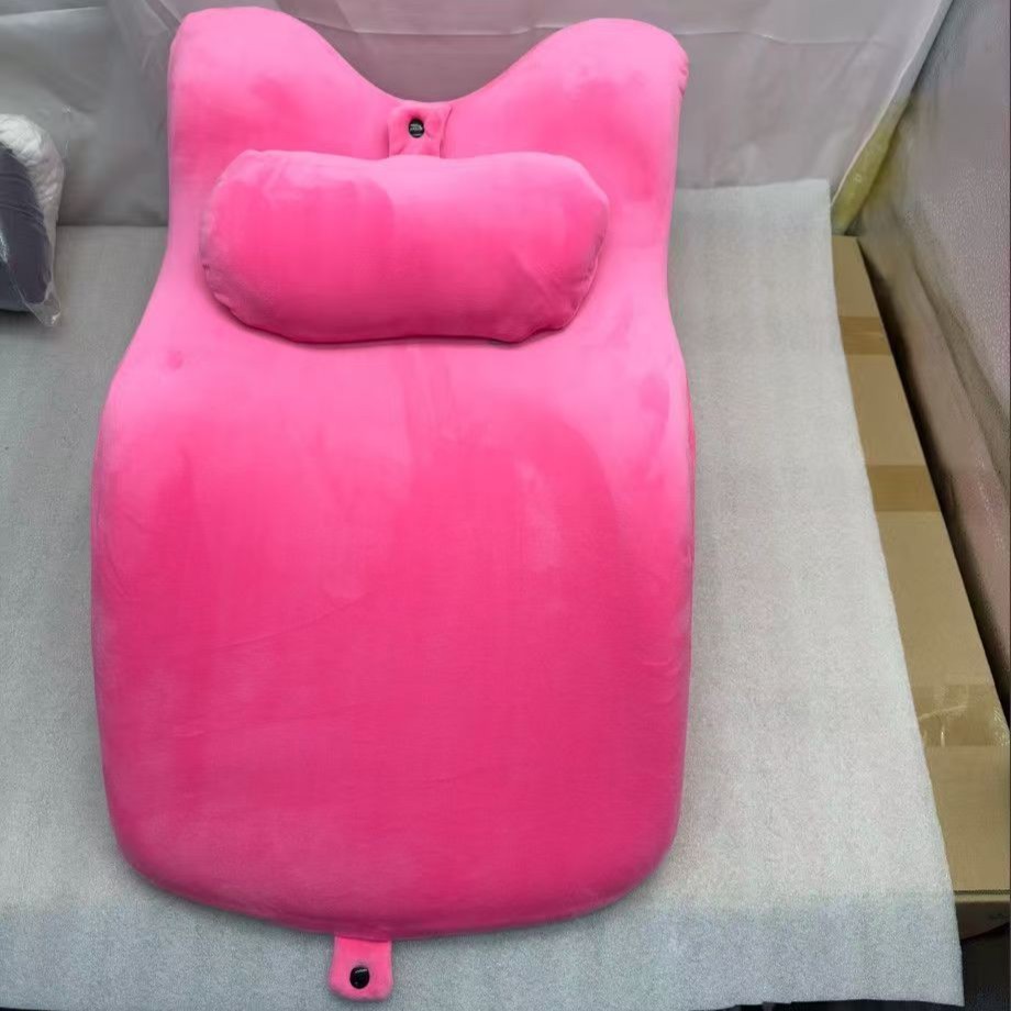 Delicate pink (with a small pillow)