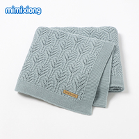 Venta al por mayor de fábrica: Mantas de punto Mimixiong para recién nacidos, de color liso con patrones huecos, mantas de algodón para envolver bebés.