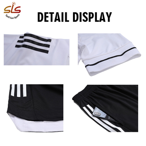 Personalizzazione di Fabbrica: Migliori Maglie Sportive da Calcio con Collo a V, Abbigliamento Sportivo Traspirante ad Asciugatura Rapida, Maglie Retro da Calcio - Product Image 3