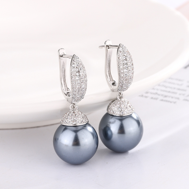 Boucles d'oreilles à perles gris platine