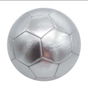 Ballon de football en cuir PVC de taille 5, taille normale 5, pour entraînement de football, cousu à la machine, laminé, thermocollé, logo imprimé - Product Image 1