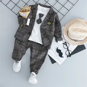 Baby Boy Suit Set Formal Plaid Pattern Kids Jackets CoatとPant 3個Outfits Spring Autumn ChildrenのClothes Wholesale