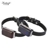 Collier de suivi pour animaux de compagnie GPS en temps réel pour chiens chats motif solide avec des fonctionnalités intelligentes en matière plastique rubans décorés lumières