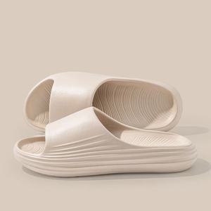 Nouvelles pantoufles d'été 2026 pour hommes, à bout ouvert, antidérapantes, en EVA souple, pour intérieur ou extérieur, avec design tendance et prix de gros - Product Image 4