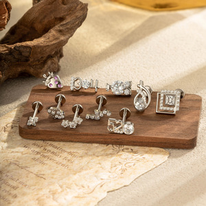 R.Gem. Petits piercings corporels, boucles d'oreilles filetées 16G, titane de qualité implantable G23, <span class=keywords><strong>piercing</strong></span> pour oreilles sensibles - Product Image 2