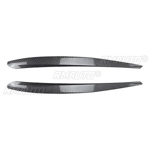 Autocollants de recouvrement de phares de voiture pour Skoda Superb B8 2016-2018 Noir brillant/Aspect carbone Kit carrosserie Tuning - Product Image 2