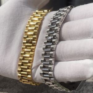 Montre NO LOGO 36mm/39mm NH35, luxe, cadran entièrement noir, mouvement automatique, étanche, boîtier doré, verre saphir - Product Image 6