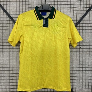 Uniformes de Fútbol Personalizados para Verano, Uniformes de Malla de Color Sólido con Impresión de Logotipo Gratuita - Product Image 1
