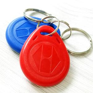 Быстрая доставка; Товар есть на складе 125 кГц T5577/13,56 mhz перезаписываемые сменных маркеров <span class=keywords><strong>Uid</strong></span> переменной чтения и записи ядерная радиобрелок для ключей - Product Image 1