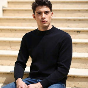 2025 automne-hiver Style peigné filature épaissi 100% laine hommes pull brodé Logo chaud tricoté tissu lavable en Machine - Product Image 4