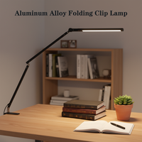 Lampe de bureau LED électrique à intensité variable avec télécommande, flexible, simple, à pince métallique, pour la lecture, les bureaux, les chambres à coucher, style nordique