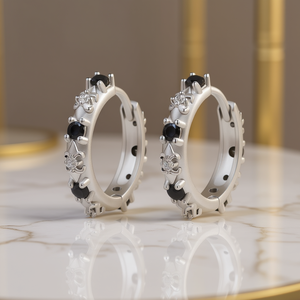 Orecchini a Cerchio Placcati in Oro Bianco con Zirconi Neri e Pietre Rotonde Trasparenti Incastonate, Stile Punk per Donne - Product Image 2