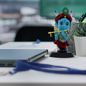 Ídolo de Bhakti Bansidhar Pintado a Mano (Acabado Azul), Obra Artística Espiritual Detallada para el Templo del Hogar, Escritorio de Oficina, Tablero de Coche y Regalo - Product Image 2