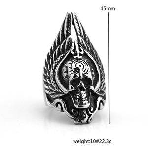 แหวนผู้ชายสแตนเลสสตีล ดีไซน์ปีกหัวกะโหลก แฟชั่นฮิปฮอป ของขวัญเครื่องประดับ - Product Image 5