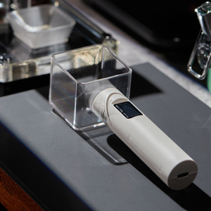 Báscula Digital para Café con Diseño Moderno, Peso Máximo de 300g, Pantalla LED de Doble Unidad, Batería de Iones de Litio, Puerto Tipo C, 0.5g de Precisión - Product Image 6