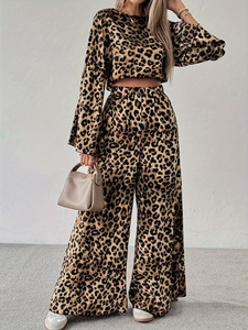 Completo Casual da Donna Due Pezzi con Stampa Leopardata, Top a Maniche Lunghe e Pantaloni, Stile Europeo Comodo per Primavera - Product Image 2