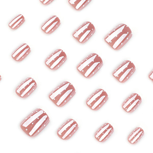 <span class=keywords><strong>Faux</strong></span> <span class=keywords><strong>ongles</strong></span> press-on brillants et simples à appliquer, avec manucure à pois blancs – Les <span class=keywords><strong>faux</strong></span> <span class=keywords><strong>ongles</strong></span> artificiels les plus vendus - Product Image 3