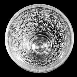 Vente chaude en gros personnalisé à l'<span class=keywords><strong>ancienne</strong></span> en relief écailles <span class=keywords><strong>de</strong></span> poisson en relief cristal Vintage verre à vin gobelet - Product Image 4