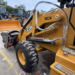 Chargeuse-pelleteuse sur pneus d'occasion du Japon, CAT 428F, avec moteur et transmission, bon état et prix bas, à vendre - Product Image 1