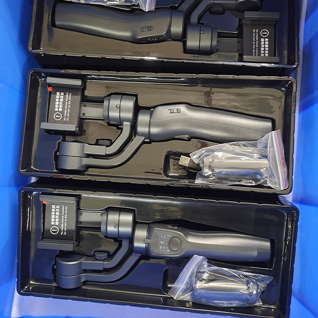 In Stock Now F8 3 Axis Gimbal Handheld Stabilizer for Phone SmartPhone Stabilizer Cellphone Gimbal for Phone