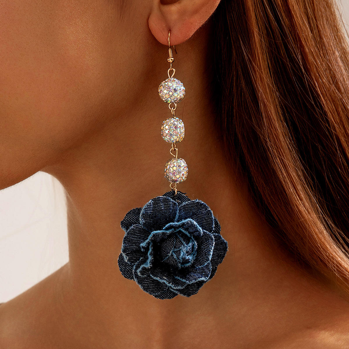 26180-หู-น้ำเงิน-2