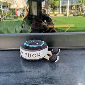 Nuevo y Popular Juguete de Peluche de Hockey sobre Hielo 2026, Figura de Peluche, Llavero, Colgante, Adorno para Bolsa de Máquina de Garras, Algodón PP, Forma 3D para Cumpleaños - Product Image 3