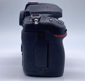 กล้อง DSLR มือสอง รุ่น D780 ของแท้ ขนาดกลาง ระดับมืออาชีพ ถ่ายวิดีโอ 4K พร้อมระบบกันสั่นแบบออปติคอล ซูม 7.1x-16x ชาร์จไฟได้ - Product Image 3