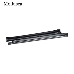 Jupes latérales en fibre de carbone style C pour Model Y 2018-2024 - Product Image 4