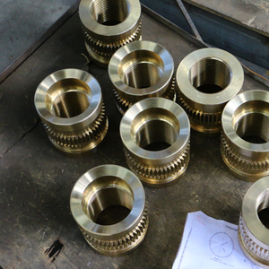 Manguito de eje de fundición centrífuga de bronce C86300 hecho con precisión diseñado para un rendimiento óptimo y una larga vida útil - Product Image 2