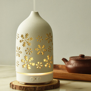 Diffuseur d'arômes en céramique, humidificateur à brume froide, veilleuse LED, aromathérapie de table pour la maison - Nouveauté en gros - Product Image 5