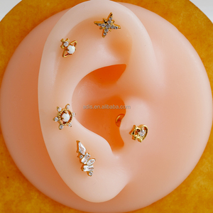 Titanio CZ <span class=keywords><strong>Centro</strong></span> Internamente Roscado <span class=keywords><strong>Labio</strong></span> <span class=keywords><strong>Piercing</strong></span> Pendiente Joyería Golden Heart Top Labret - Product Image 6