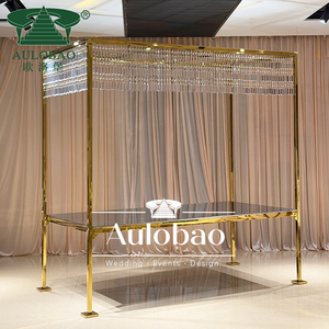 <span class=keywords><strong>Tavolo</strong></span> da sposa per sposi a forma di rettangolo superiore <span class=keywords><strong>in</strong></span> <span class=keywords><strong>vetro</strong></span> <span class=keywords><strong>bianco</strong></span> per il ricevimento di nozze - Product Image 4
