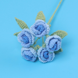 Populaire créatif multicolore 5 têtes Crochet <span class=keywords><strong>laine</strong></span> tricoté bulle Rose Bouquet pour l'obtention du diplôme Halloween gros tricot fleur - Product Image 4