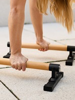 Barres parallèles en bois de différentes tailles Barre de trempage avec poignées épaisses en hêtre Supports push-up en métal