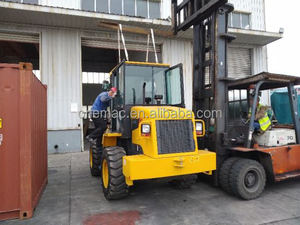 Chargeuse sur pneus compacte 816C avec moteur de 65 kW et godet de 1,0 m³ pour la construction et la manutention de matériaux - Product Image 5