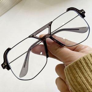Nouvelles Lunettes de Soleil Pilote Demi-Monture Surdimensionnées Rétro Tendance 2022 pour Hommes et Femmes avec Verres Transparents - Product Image 4
