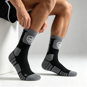 Chaussettes de basketball personnalisées Elite, chaussettes athlétiques rembourrées, chaussettes de sport en gros pour équipes, logo personnalisé, évacuation de l'humidité - Product Image 2