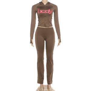 D7542-2026 Nuovo Set Due Pezzi da Donna alla Moda con Felpa con Cappuccio e Stampa Mimetica, Maniche Lunghe, Pantaloni Aderenti Sportivi Trendy - Product Image 5