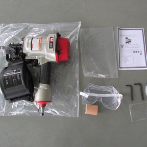 Cloueuse pneumatique à <span class=keywords><strong>air</strong></span> <span class=keywords><strong>comprimé</strong></span> MCN55 70 80 90 pour le travail du bois et la fabrication de palettes en bois - Product Image 5